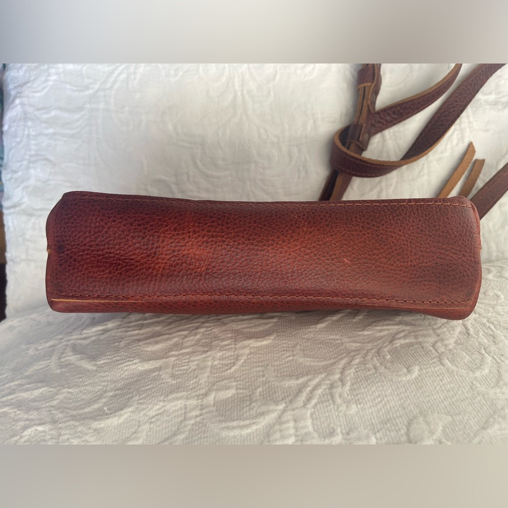 Portland Leather Goods Cinnabear Crossbody Bag - Picture 3 of 4